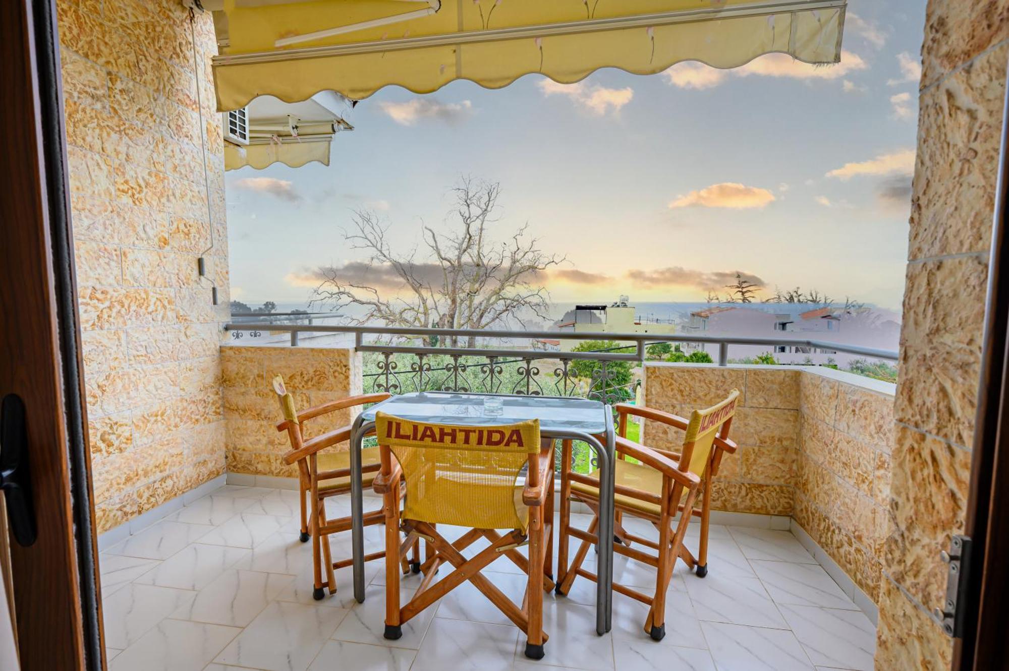 Iliahtida Apartments Rovies Exterior photo
