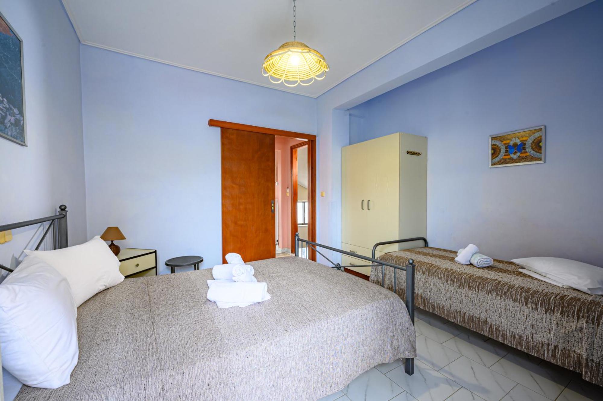 Iliahtida Apartments Rovies Exterior photo